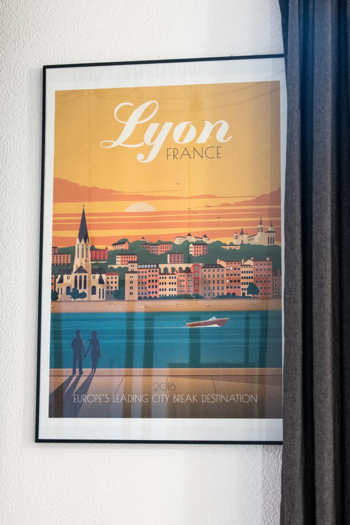 Suite Du Vieux Lyon Cosy & Calme - Le Quarantaine Luaran gambar