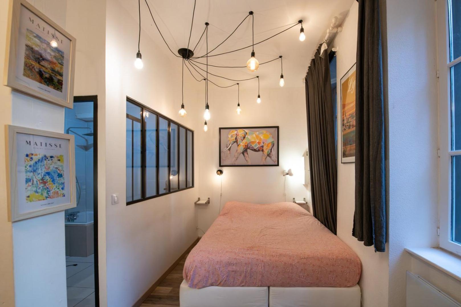 Suite Du Vieux Lyon Cosy & Calme - Le Quarantaine Luaran gambar